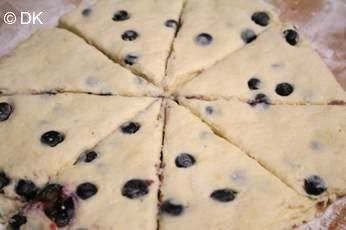 Blueberry Scones with sour Cream