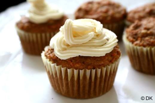 Carrot cupcakes with mascarpone cheese frosting