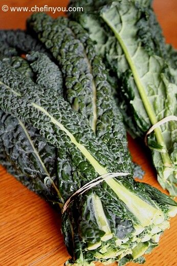Oven Baked Raw Kale Chips Recipe | Kale Recipes
