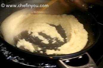 Rava Kesari Recipe, Sooji (Suji) Halwa, Semolina Pudding