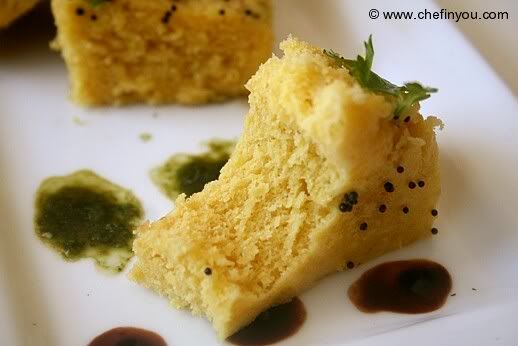 Khaman Dhokla Recipe | Gujarati Snacks Recipe