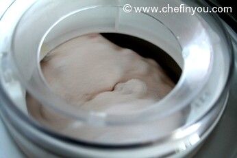 Easy ice cream with fresh strawberries Recipe