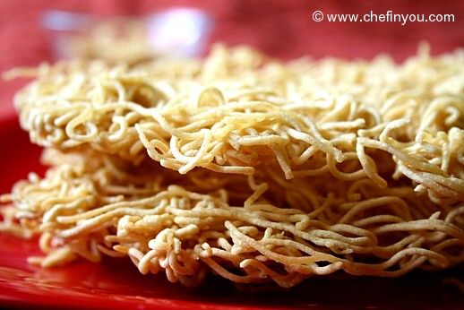 South Indian Oma Podi ( Crispy Spiced gram flour noodles)