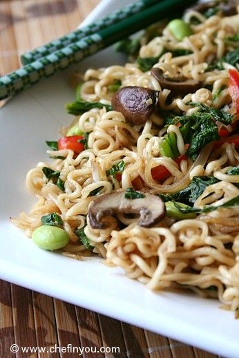Vegetarian Lo mein with Mustard greens and Edamame recipe