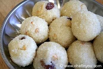 Indian Rava (semolina) Ladoo/Laddu/Laddoo