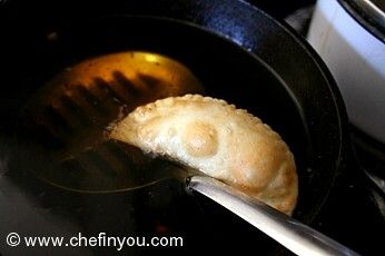 Kajjikayalu (Andhra) Recipe | Karnataka Karchikkai Recipe | Ganesh (Vinayaka) Chaturthi recipes