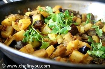 Aloo Baingan Subzi Recipe (Indian Eggplant and Potato Curry)