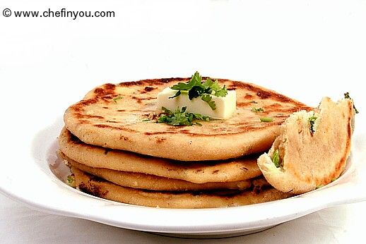 Gobi (cauliflower) Paneer ka Paratha Recipe