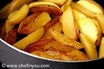 Patates sto Fourno (Greek Garlic Lemon Potatoes ) Recipe