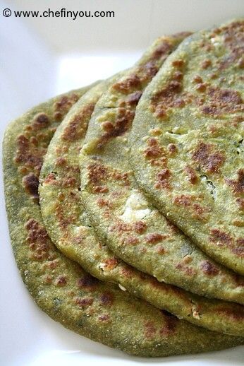 Hara Bhara Paratha recipe (Spinach paratha stuffed with paneer, potato and cauliflower)