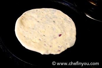 Onion Paneer Kulcha Recipe