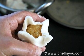 Vella kozhukattai/Kolukattai recipe (sweet Modak) | Ganesh/Vinayaka Chaturthi