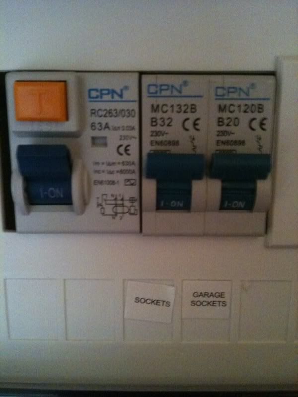 armoured cable to the shed, advice needed | Electricians ... wiring an outhouse 